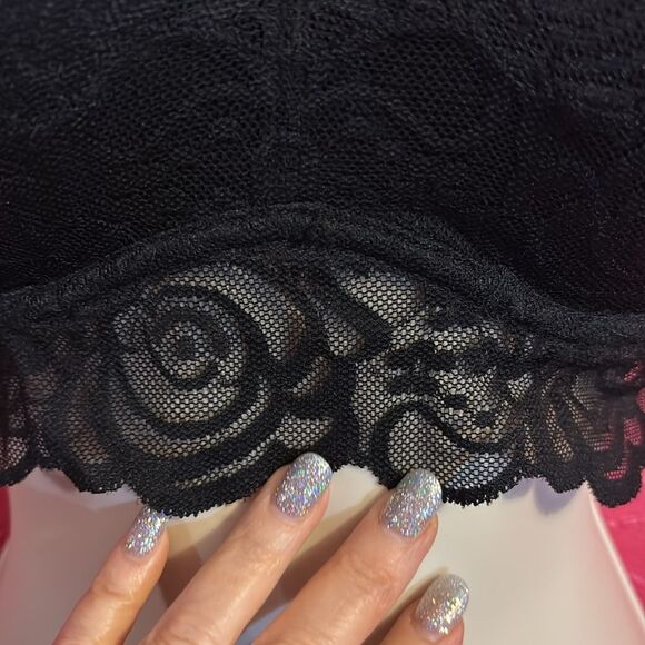 PINK Victoria's Secret Black Lace Underwire Bralette. Sz medium. - Picture 3 of 11